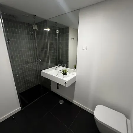 The Crespo - No 39 - Modern Lizbona