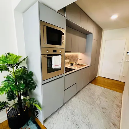 The Crespo - No 39 - Modern